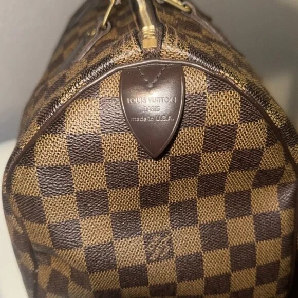 Authentic Pre-Loved Louis Vuitton Speedy 30 - Picture 7 of 15